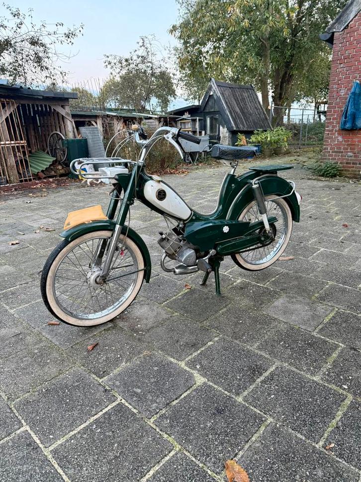 SpartaMatic brommer, Fietsen en Brommers, Brommers | Oldtimers, Sparta, Ophalen