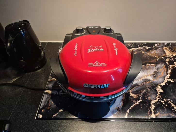 Pizzaoven G3 Ferrari, Tuin en Terras, Pizzaovens, Zo goed als nieuw, Ophalen of Verzenden