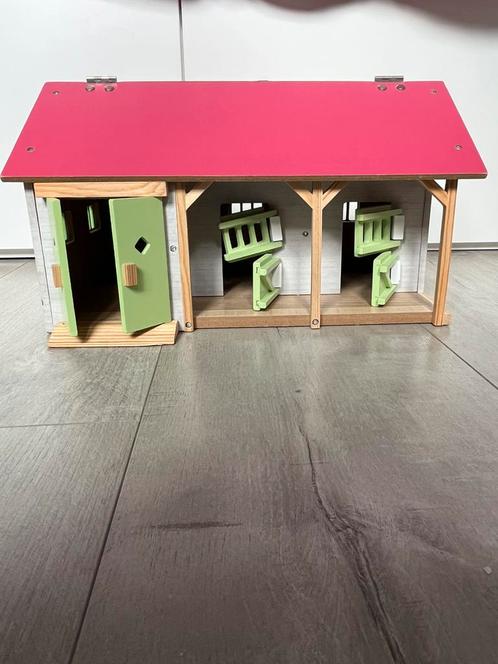 Paardenstal van Kids Globe, Kinderen en Baby's, Speelgoed | Houten speelgoed, Gebruikt, Overige typen, Ophalen of Verzenden