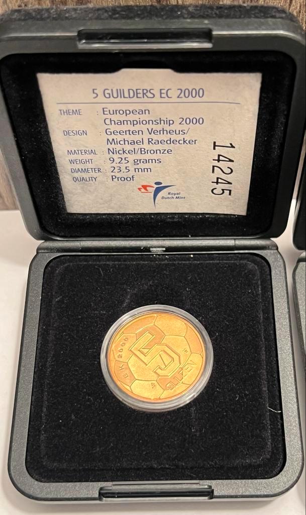 5 Gulden EK 2000 Munt in Doos, Postzegels en Munten, Munten | Nederland, Losse munt, 5 gulden, Koningin Beatrix, Ophalen