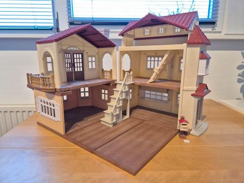 Grote set Sylvanian Families ZGAN, Kinderen en Baby's, Speelgoed | Poppenhuizen, Zo goed als nieuw, Ophalen