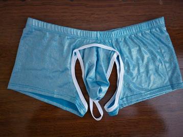 Aparte Boxer / String beschikbaar voor biedingen