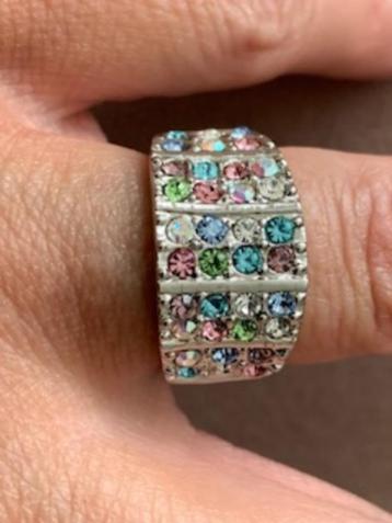 Strass ring blauw roze groen nieuw maat 17 beschikbaar voor biedingen
