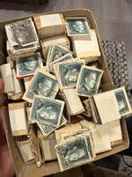 Honderden postzegels van AH, Verzamelen, Militaria | Tweede Wereldoorlog, Ophalen of Verzenden