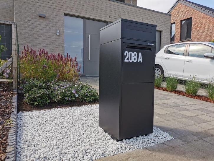 Pakket Brievenbus Frontbox-DeLuxe-Achteruitname-Postvak, Tuin en Terras, Brievenbussen, Nieuw, Staande brievenbus, Staal, Ophalen of Verzenden