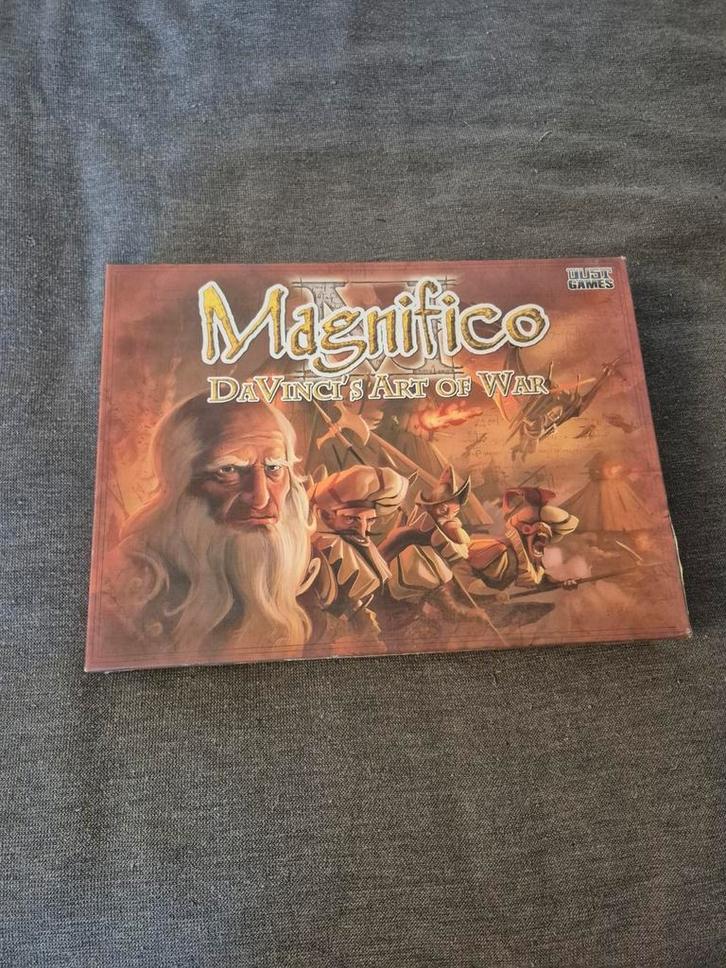 Magnifico: Da Vinci's Art of War - Nieuw! Doos beschadigd, Hobby en Vrije tijd, Gezelschapsspellen | Bordspellen, Nieuw, Drie of vier spelers