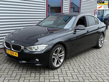 BMW 3-serie 320i Executive Automaat Leder Xenon beschikbaar voor biedingen