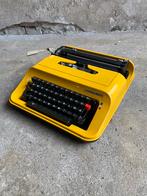 Privileg 350 T design typemachine in geel