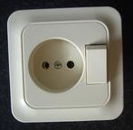 Stopcontact Merten met Schakelaar Inbouw, Ophalen of Verzenden, Zo goed als nieuw, Stopcontact
