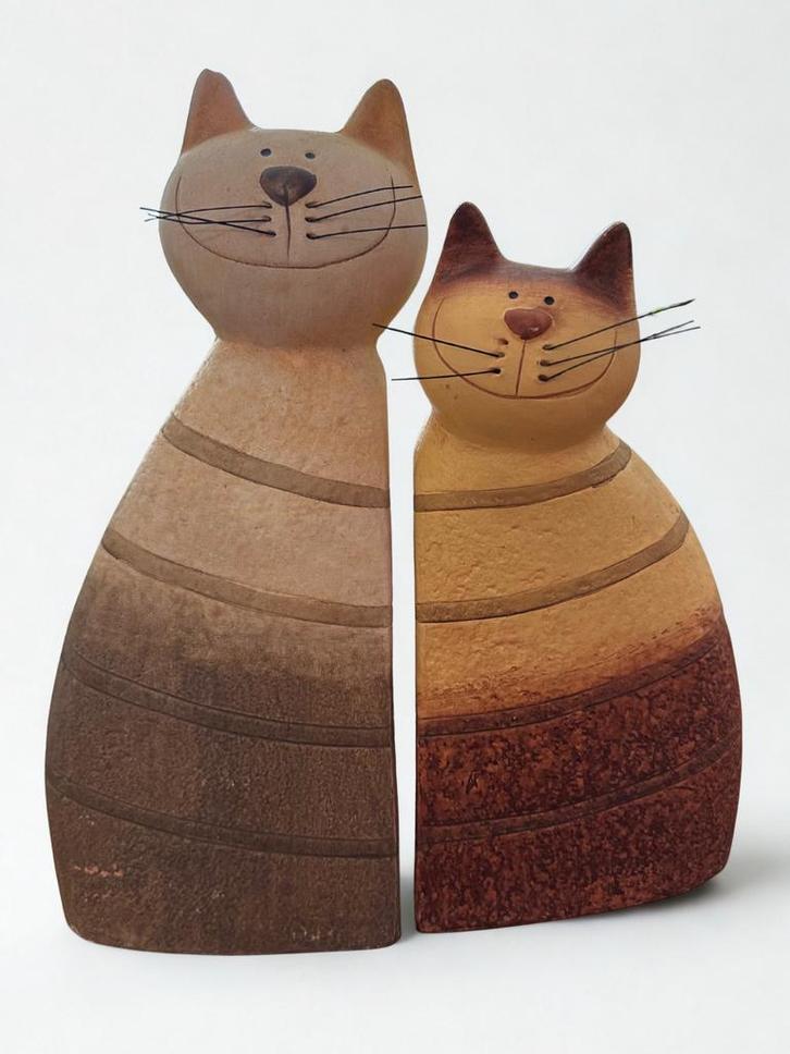Twee vintage keramische kattenbeeldjes – jaren ’80/’90, Verzamelen, Beelden en Beeldjes, Gebruikt, Ophalen of Verzenden