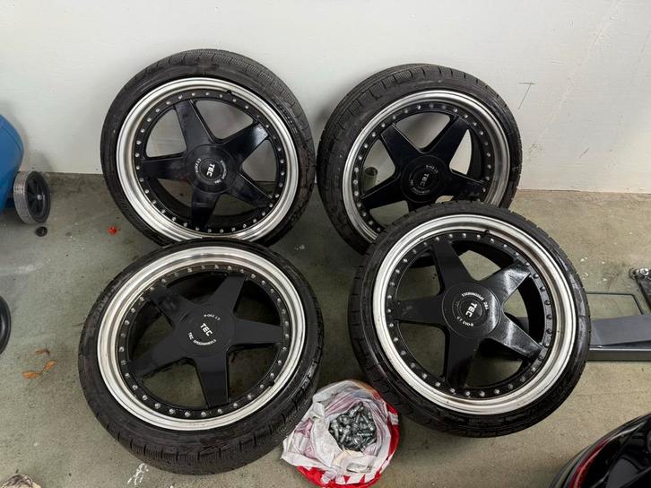 TEC velgen + winterbanden 235/35 R20, Auto diversen, Wieldoppen, Zo goed als nieuw, Ophalen of Verzenden