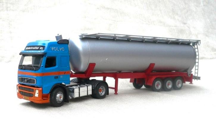Volvo FH12 460 + Conrad Spitzer bulkoplegger., Hobby en Vrije tijd, Modelauto's | 1:50, Gebruikt, Bus of Vrachtwagen, Conrad, Ophalen of Verzenden