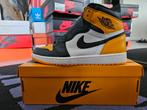 Nike air jordan 1 High OG "Taxi" 42.5, Overige kleuren, Nieuw, Ophalen of Verzenden, Sneakers of Gympen
