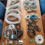 Veel kabels, internet modem en wifi router, Ophalen of Verzenden, Gebruikt