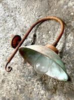 robuuste buitenlamp buitenverlichting lamp stallamp, Ophalen of Verzenden, Netvoeding, 50 tot 250 watt, Wandlamp