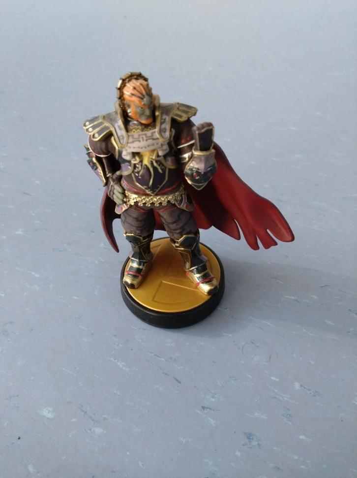 Amiibo Ganondorf – Zelda Super SmashBros BotW Ganondorf, Spelcomputers en Games, Games | Nintendo Switch, Gebruikt, 1 speler, Vanaf 7 jaar