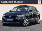 Volkswagen T-Roc 1.5 TSI Style | Pano | LED | Stoelverwarmin, Auto's, Stof, 4 cilinders, 150 pk, Zwart