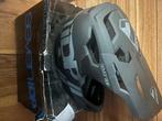 Full face carbon downhill /mtb helm 7IDP (project series ), Fietsen en Brommers, Fietsaccessoires | Fietshelmen, Ophalen, Nieuw