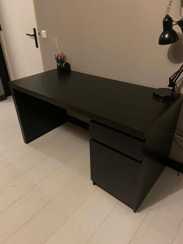 Zwart ikea Malm bureau - afbeelding 1