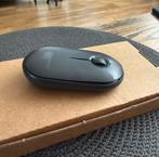 Logitech pebble, Computers en Software, Muizen, Ophalen, Muis, Gebruikt, Ergonomisch