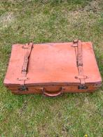 Mooie oude koffer, Sieraden, Tassen en Uiterlijk, Koffers, 35 tot 45 cm, Gebruikt, Leer, Ophalen of Verzenden