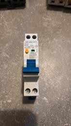 Aardlekautomaat B25 / 100mA, Ophalen of Verzenden, Zo goed als nieuw, Overige typen