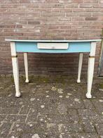 Oude tafel te koop, likje verf ien je hebt een leuke tafel, Huis en Inrichting, Zo goed als nieuw, Minder dan 100 cm, Hout, 50 tot 100 cm