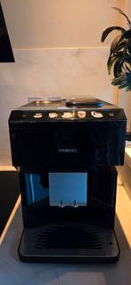 Siemens Volautomatische Espressomachine EQ 500, Witgoed en Apparatuur, Koffiezetapparaten, Gebruikt, Espresso apparaat, 4 tot 10 kopjes
