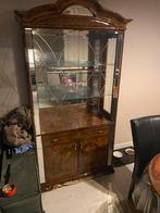 Vitrinekast notenhout hoogglans, Huis en Inrichting, Kasten | Vitrinekasten, Ophalen, 50 tot 100 cm, Zo goed als nieuw, 150 tot 200 cm