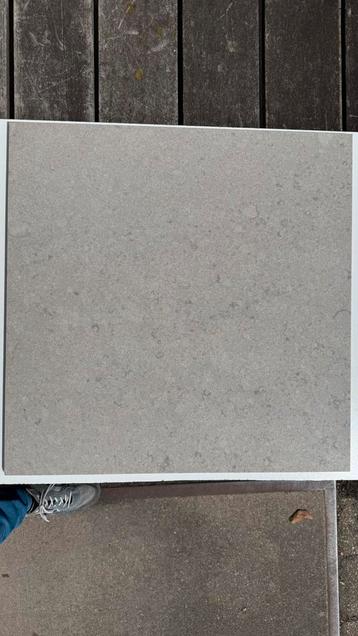 Opal grijze marme composiet, 60x60 5,4m2 beschikbaar voor biedingen