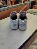 Te koop kinderschoenen Nike en puma, Ophalen of Verzenden, Gebruikt, Jongen of Meisje, Sportschoenen