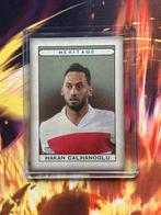 Futera unique world football 2024 Hakan Calhanoglu 29/32, Hobby en Vrije tijd, Ophalen of Verzenden, Nieuw, Losse kaart, Foil