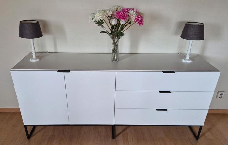 Mooie Kobe Dressoir Kast Wit, Huis en Inrichting, Kasten | Dressoirs, Zo goed als nieuw, 150 tot 200 cm, 25 tot 50 cm, Met lade(s)