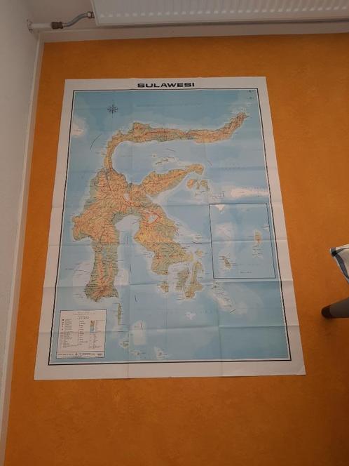 Zeer grote plattegrond Sulawesi Indonesie 1993 (123 x 88 cm), Boeken, Atlassen en Landkaarten, Zo goed als nieuw, Landkaart, Overige gebieden
