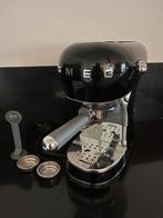 Te koop nieuwe SMEG espressomachine zwart ECF02BLEU, Nieuw, Ophalen of Verzenden, Espresso apparaat