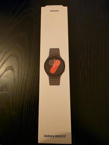 Samsung Galaxy Watch 7 Nieuw beschikbaar voor biedingen