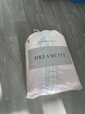 Zomer Quilt / Dekbed – DreamCity (150x200 cm) beschikbaar voor biedingen