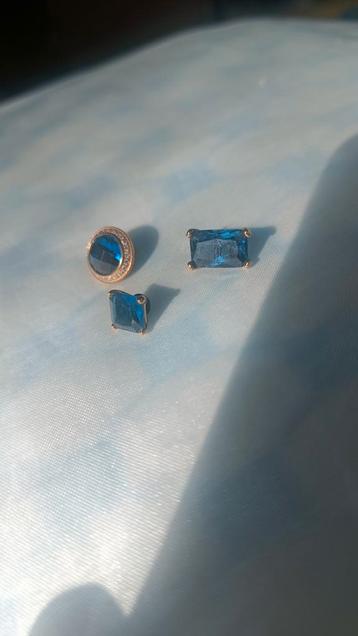 Steentjes voor sieraden Melano 3x (blauw) beschikbaar voor biedingen