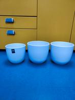 Drie witte bloempotten 20 + 17 cm, Ophalen of Verzenden