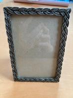 Brocante gevlochten fotolijst oud zilver 10 x 15, Huis en Inrichting, Woonaccessoires | Lijsten, Minder dan 50 cm, Gebruikt, Metaal of Aluminium