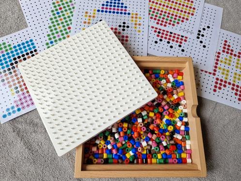 Kralenplank met voorbeelden, schoon (gebruiksklaar), Kinderen en Baby's, Speelgoed | Educatief en Creatief, Zo goed als nieuw