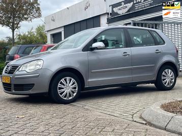 Volkswagen Polo 1.4-16V Sportline-AUTOMAAT-APK-NAP-Airco-Dak beschikbaar voor biedingen