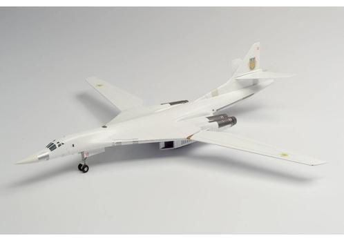 Tupolev Tu-160 Blackjack Ukrainian Air Force Herpa 570824, Verzamelen, Luchtvaart en Vliegtuigspotten, Nieuw, Schaalmodel, Verzenden