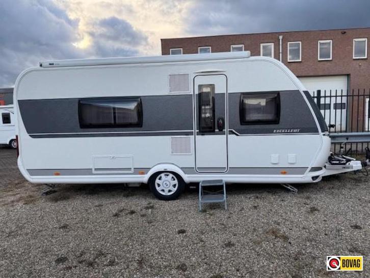Hobby 495 WFB Excellent Mover Cassetteluifel fietsenrek, Caravans en Kamperen, Caravans, Bedrijf, 1250 - 1500 kg, Standaardzit