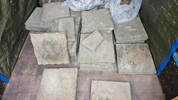 21 Stoeptegels met Relief 30x30 beschikbaar voor biedingen