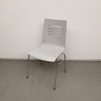 Brunner houten stoel (gebruikerssporen) 7x grijs en 1x rood, Huis en Inrichting, Ophalen, Gebruikt, Grijs, Vijf, Zes of meer stoelen