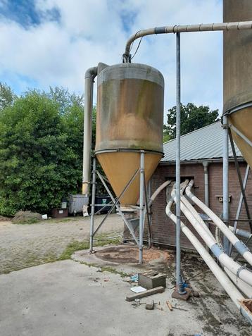 voersilo beschikbaar voor biedingen