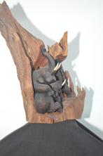 houten beeld met olifanten, Ophalen of Verzenden