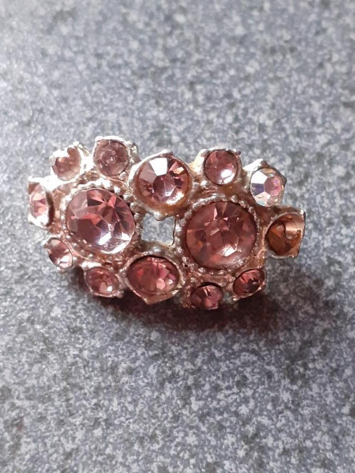 Vintage broche, roze Boheems glas, Antiek en Kunst, Antiek | Kleding en Accessoires, Dames, Verzenden