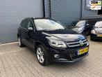 Volkswagen Tiguan 2.0 TSI Sport&Style 4Motion TREKHAAK/XENON, Automaat, Euro 5, Stof, Gebruikt